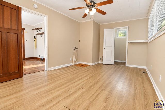 1184 SW Garfield AVE, Topeka, KS 66604