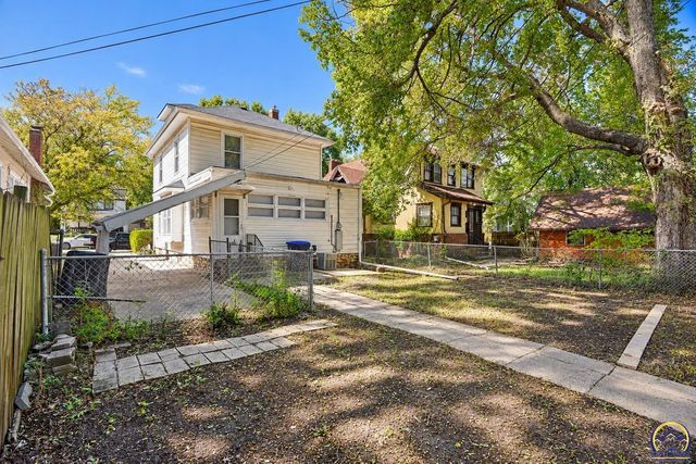1184 SW Garfield AVE, Topeka, KS 66604