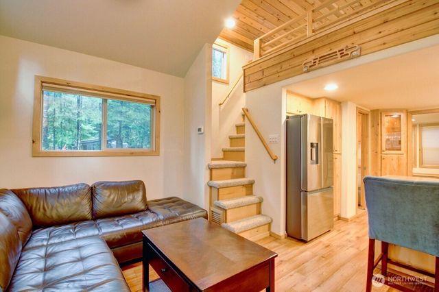 183 Big River Boulevard E, Deming, WA 98244