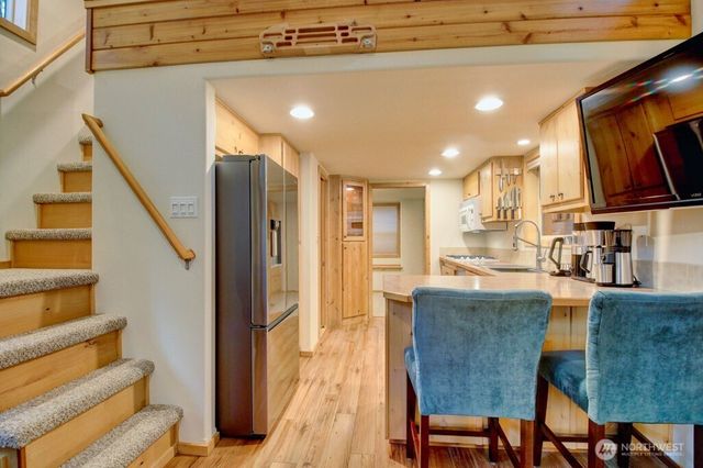 183 Big River Boulevard E, Deming, WA 98244