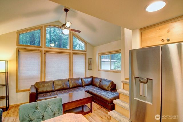 183 Big River Boulevard E, Deming, WA 98244