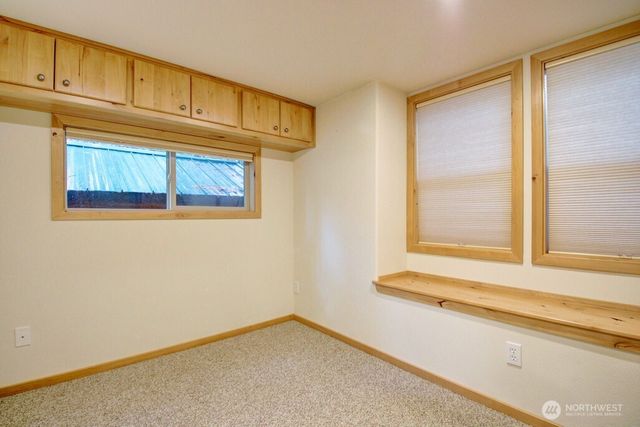 183 Big River Boulevard E, Deming, WA 98244