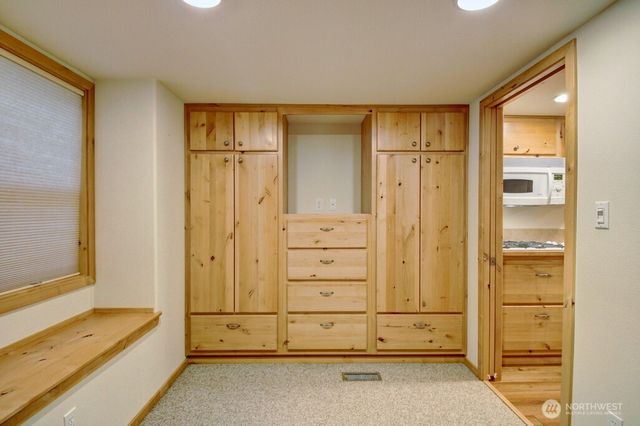 183 Big River Boulevard E, Deming, WA 98244