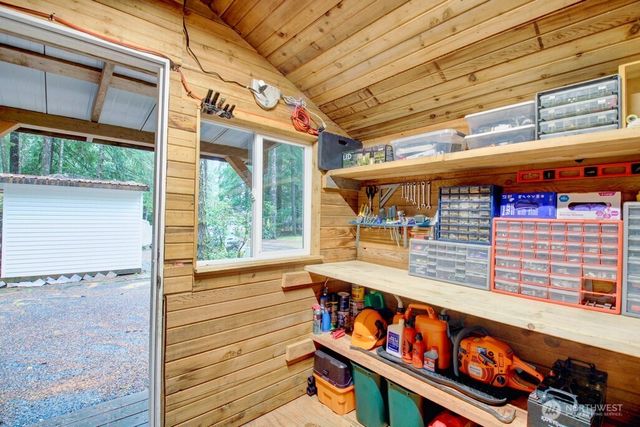 183 Big River Boulevard E, Deming, WA 98244