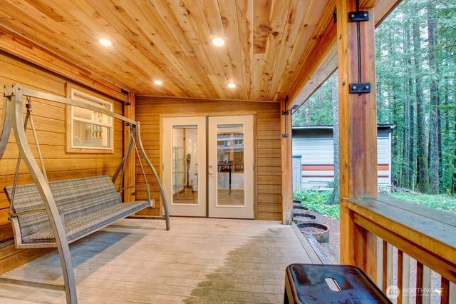 183 Big River Boulevard E, Deming, WA 98244