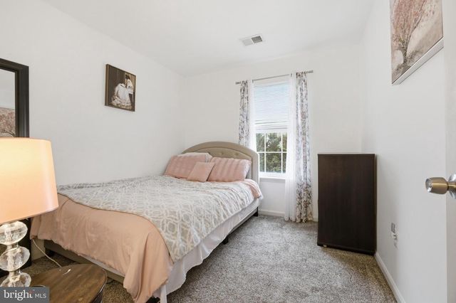 18225 ROY CROFT DR, Hagerstown, MD 21740