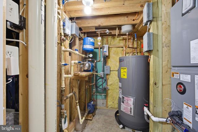 18225 ROY CROFT DR, Hagerstown, MD 21740