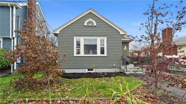 160 Canton Street, Providence, RI 02908