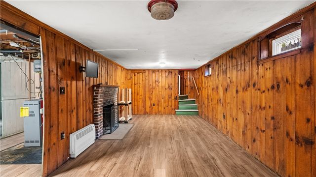 160 Canton Street, Providence, RI 02908