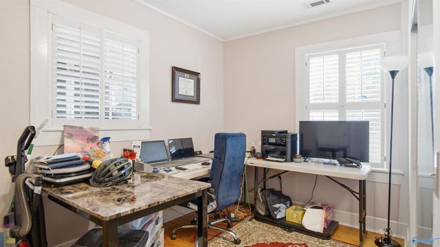 1800 Railroad Street SW, Hartselle, AL 35640