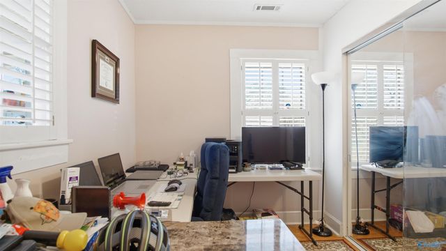 1800 Railroad Street SW, Hartselle, AL 35640