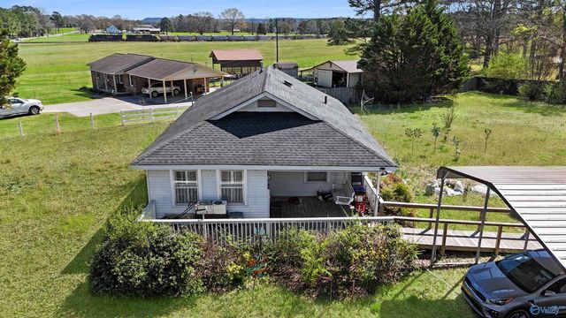 1800 Railroad Street SW, Hartselle, AL 35640