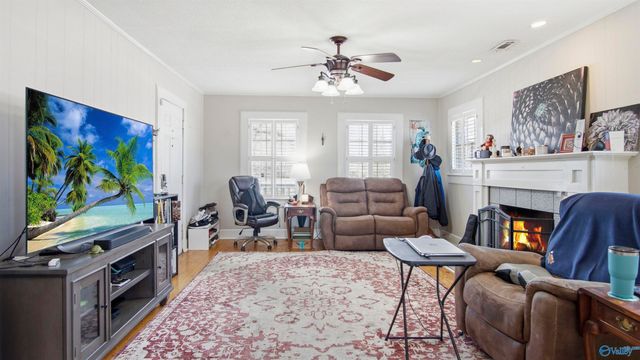 1800 Railroad Street SW, Hartselle, AL 35640