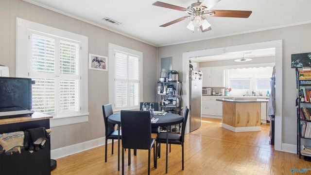 1800 Railroad Street SW, Hartselle, AL 35640