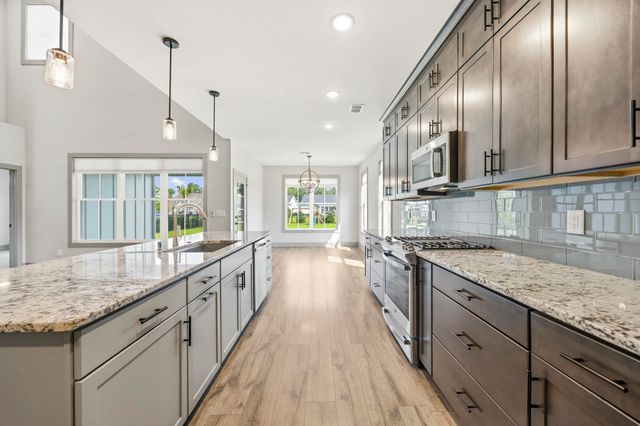 478 Harbor View Dr., Myrtle Beach, SC 29579