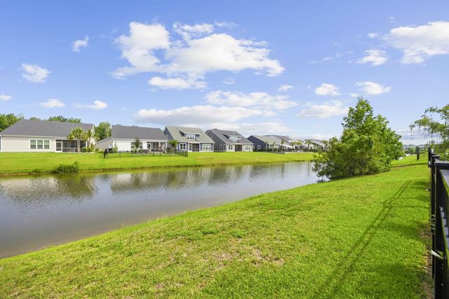 478 Harbor View Dr., Myrtle Beach, SC 29579