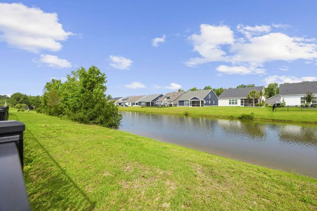 478 Harbor View Dr., Myrtle Beach, SC 29579