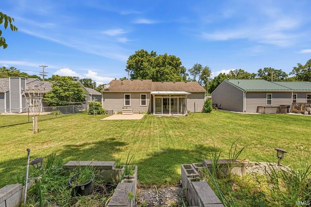 1111 B J Street, Mishawaka, IN 46545