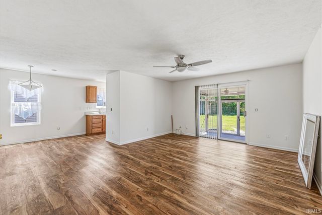 1111 B J Street, Mishawaka, IN 46545