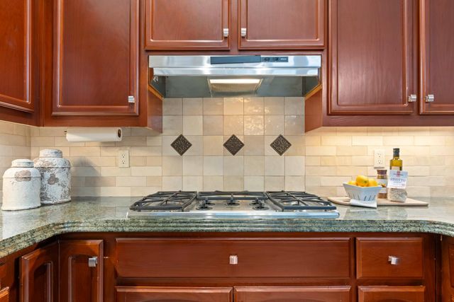 5401 Sandpiper Ct, Rocklin, CA 95765