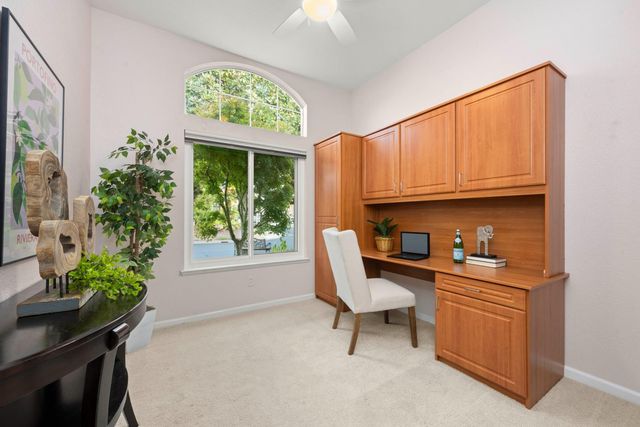 5401 Sandpiper Ct, Rocklin, CA 95765