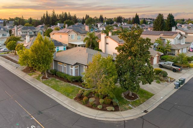 5401 Sandpiper Ct, Rocklin, CA 95765