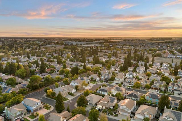 5401 Sandpiper Ct, Rocklin, CA 95765