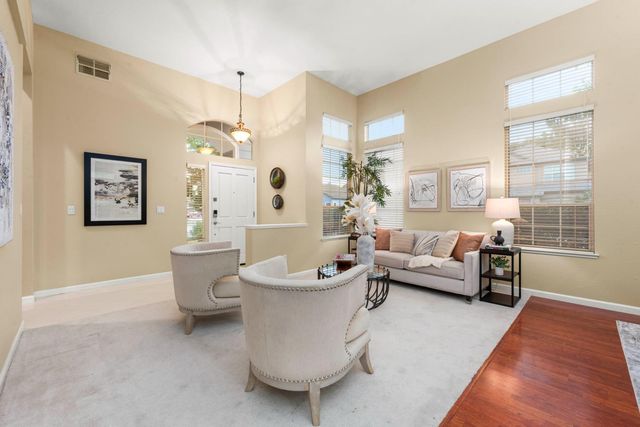 5401 Sandpiper Ct, Rocklin, CA 95765