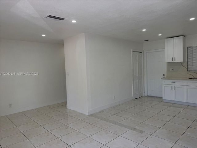 732 SW 6th St 732, Dania Beach, FL 33004