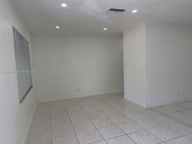 732 SW 6th St 732, Dania Beach, FL 33004
