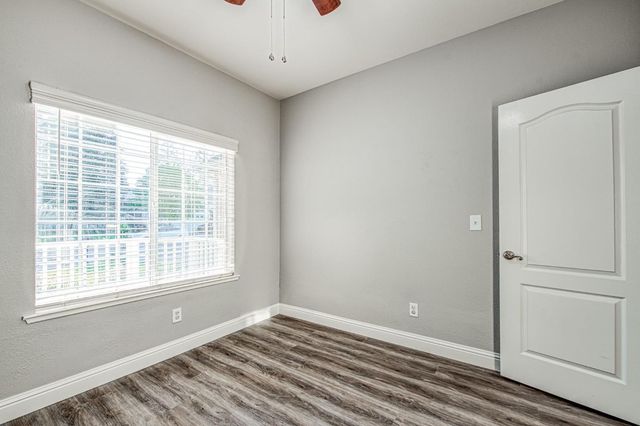 9882 N Meridian Avenue, Fresno, CA 93720