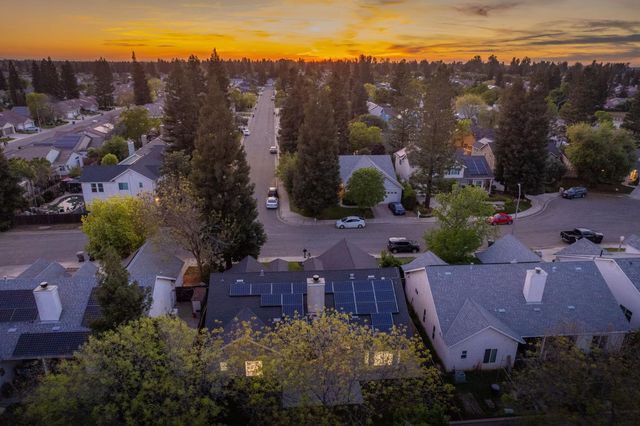 9882 N Meridian Avenue, Fresno, CA 93720