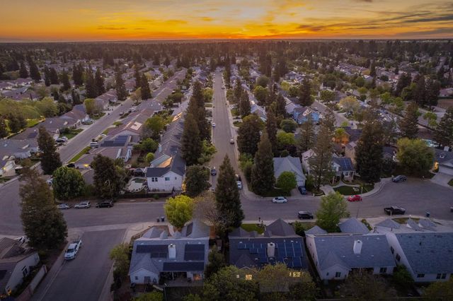 9882 N Meridian Avenue, Fresno, CA 93720