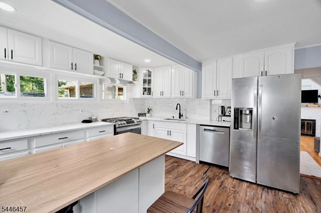 107 Minnehaha Blvd, Parsippany-troy Hills Twp., NJ 07034