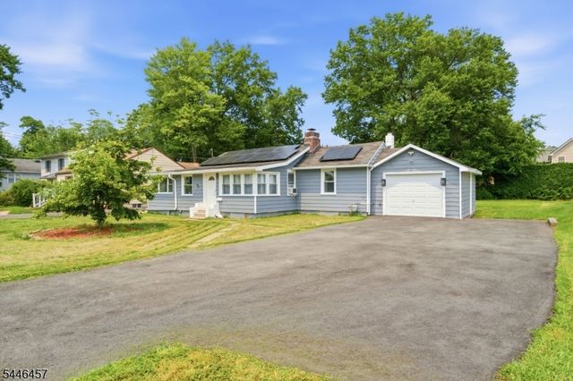 107 Minnehaha Blvd, Parsippany-troy Hills Twp., NJ 07034