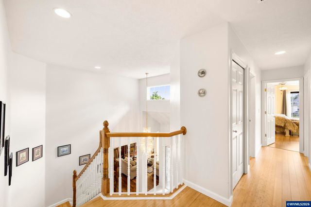 1827 Mousebird Av NW, Salem, OR 97304