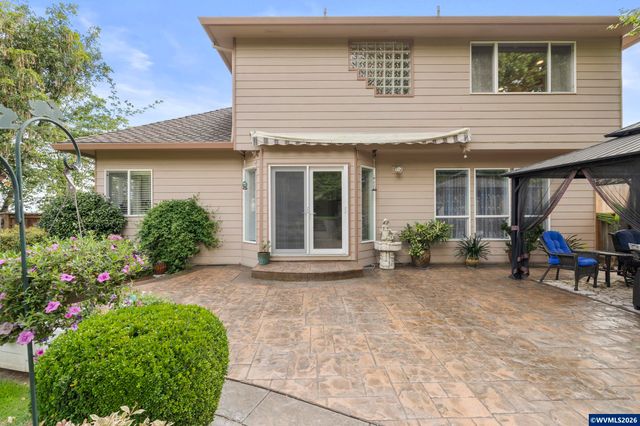 1827 Mousebird Av NW, Salem, OR 97304