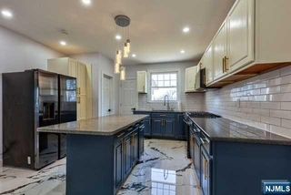 32 Hazelwood Road, Bloomfield, NJ 07003