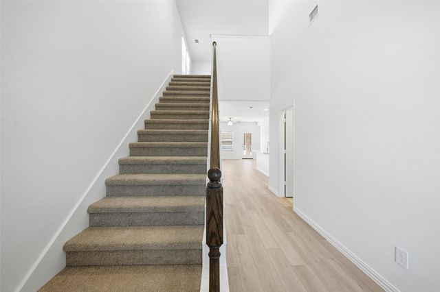 701 Leavenworth Drive, Mckinney, TX 75071