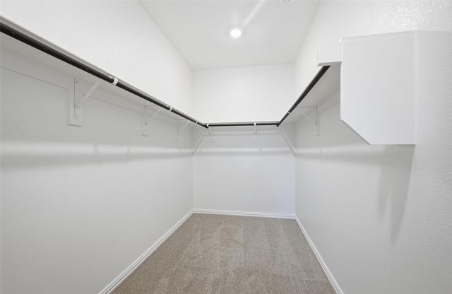 701 Leavenworth Drive, Mckinney, TX 75071