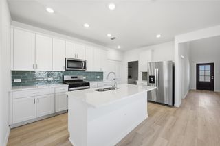 701 Leavenworth Drive, Mckinney, TX 75071