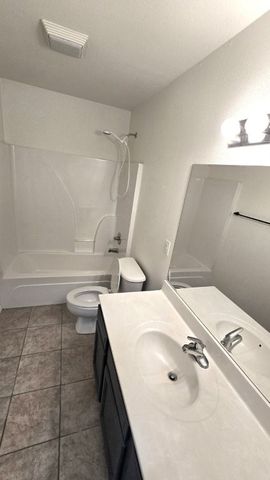 6405 SW Meadow Well Avenue, Bentonville, AR 72713