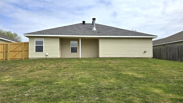 6405 SW Meadow Well Avenue, Bentonville, AR 72713