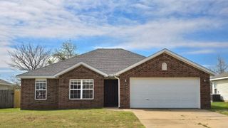 6405 SW Meadow Well Avenue, Bentonville, AR 72713