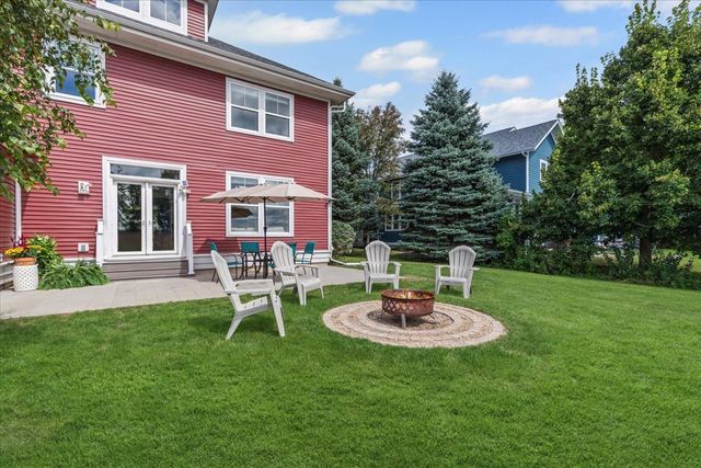 1117 Hedgerow Drive, Grayslake, IL 60030