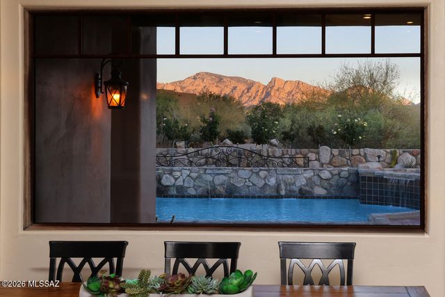 14153 N Blazing Canyon Place, Oro Valley, AZ 85755