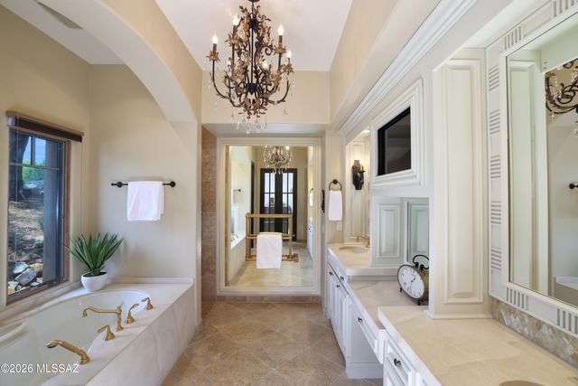 14153 N Blazing Canyon Place, Oro Valley, AZ 85755
