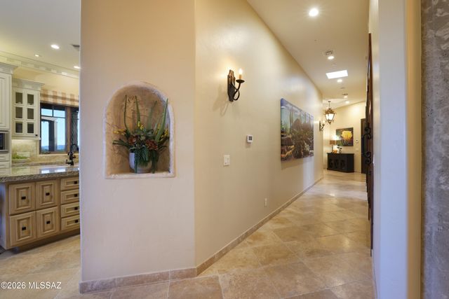 14153 N Blazing Canyon Place, Oro Valley, AZ 85755