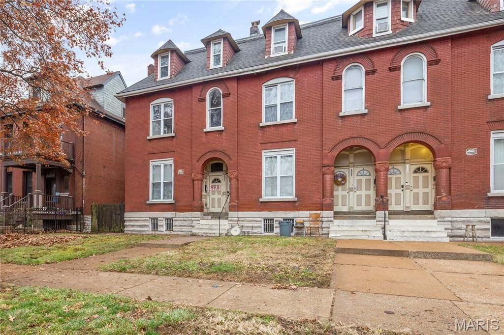 3331 S Jefferson Avenue, St Louis, MO 63118