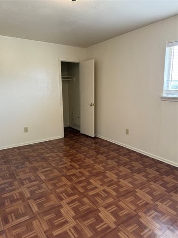 3002 Stanford Street B, Greenville, TX 75401